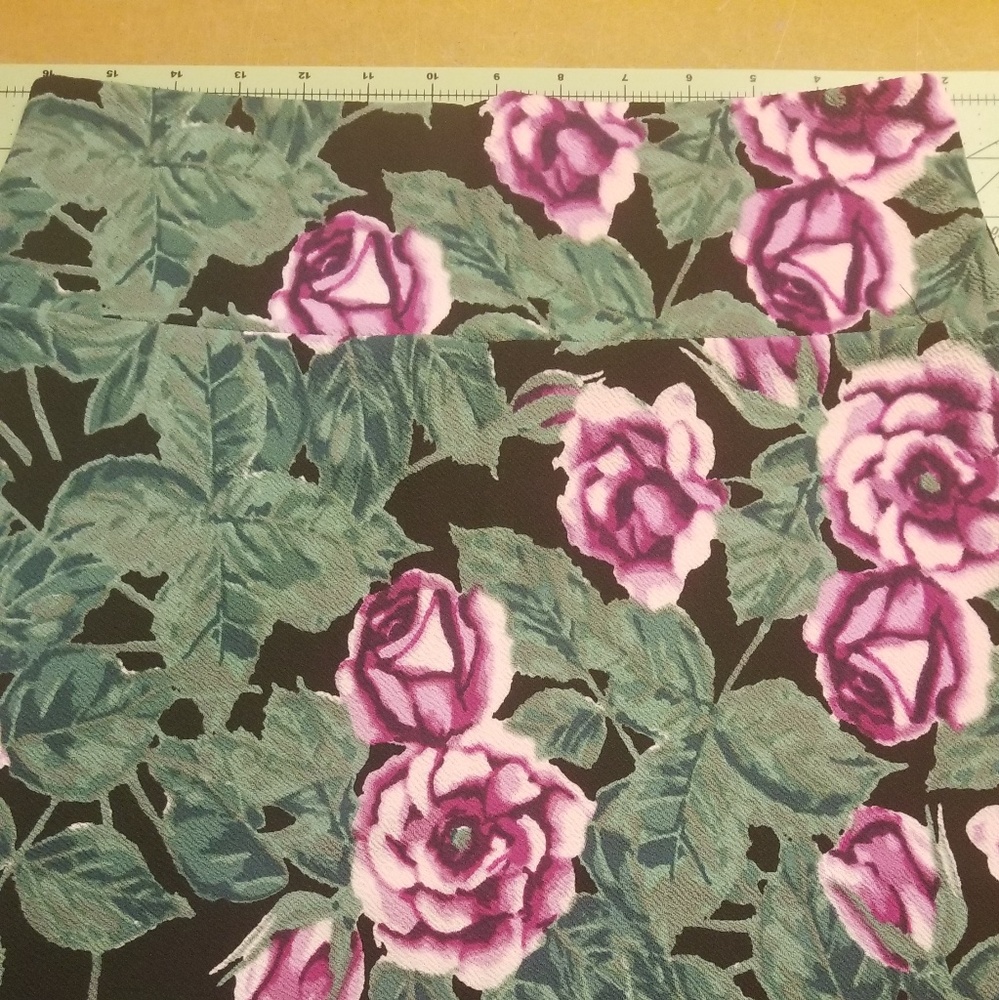 NWOT Lularoe Cassie Medium